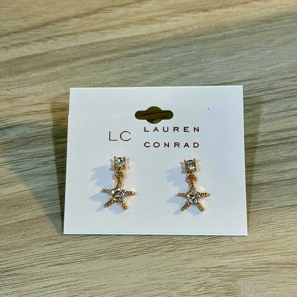 Lauren Conrad Gold Starfish Earrings - Picture 7 of 7